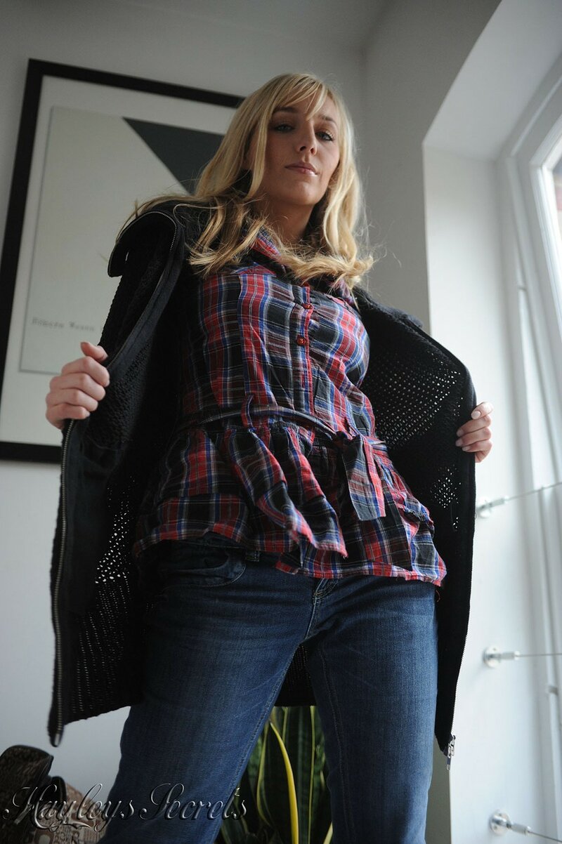 Валя, 24 года, 10 размер груди